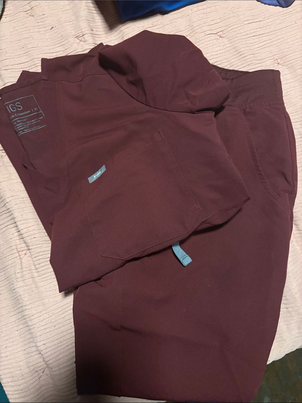 FIGS Women's Short Sleeve Scrub Top in Burgundy Wine